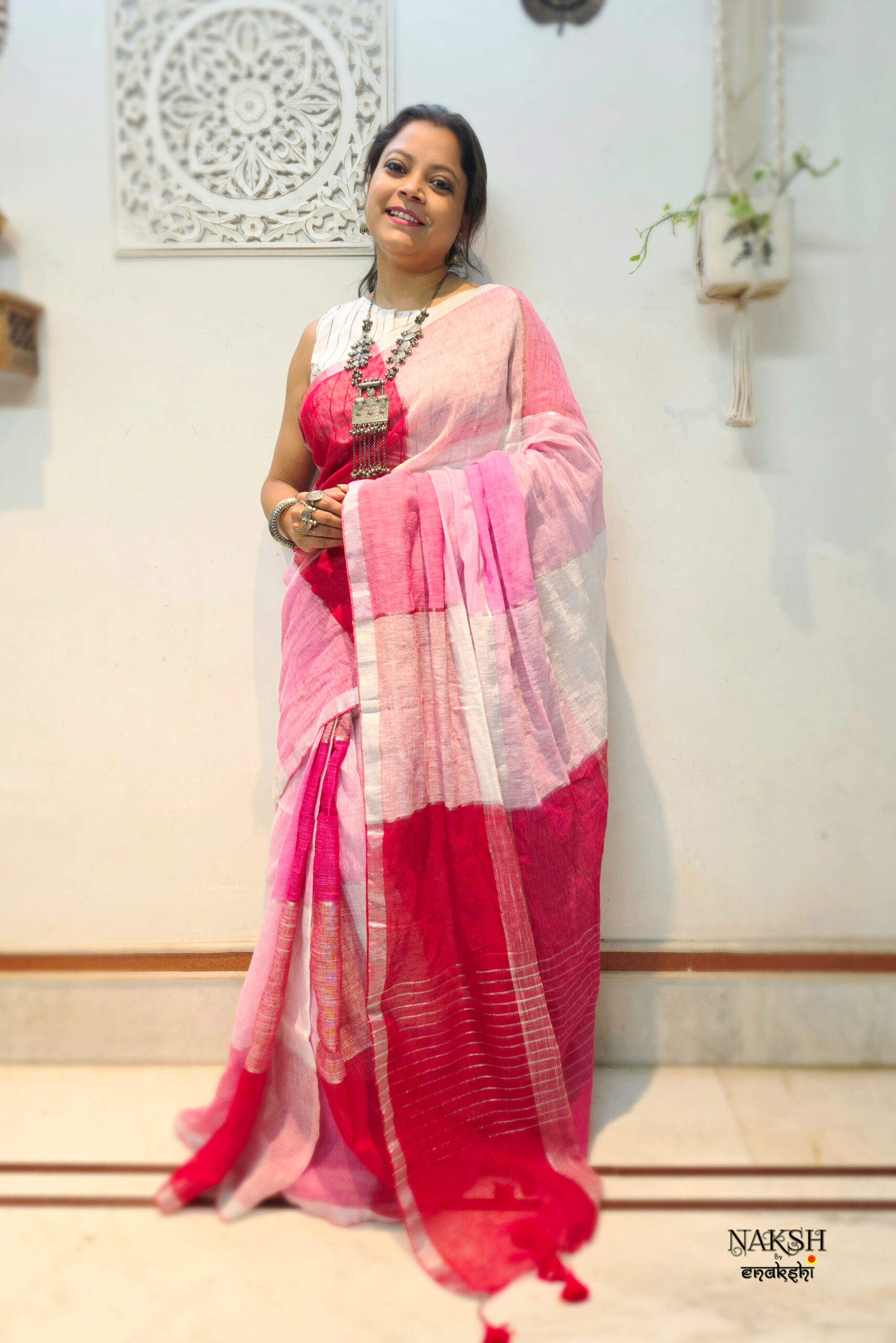 Color block linen cotton saree in pastel pink shades with blouse piece